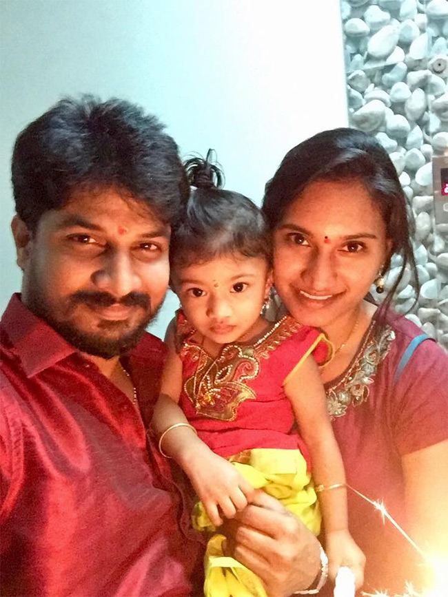 tollywood_20singer_20Dhanunjay_20Family_20photos-17.jpg 15