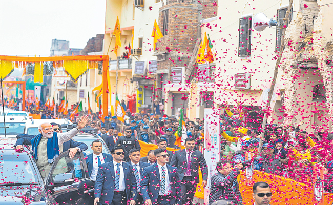 MODI-ROAD-SHOW2.jpg