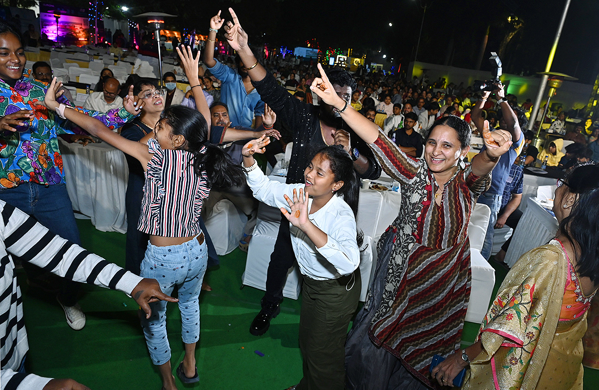 New_20Year_202024_20Parties_20in_20Hyderabad_20jubilee_20hills_20club-18.jpg 18