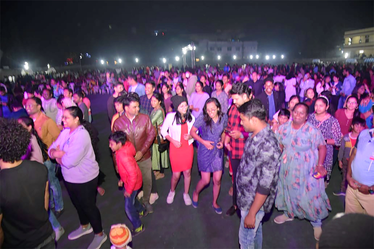new_20year_20celebration_20in_20country_20club_20hyderabad-1.jpg 1
