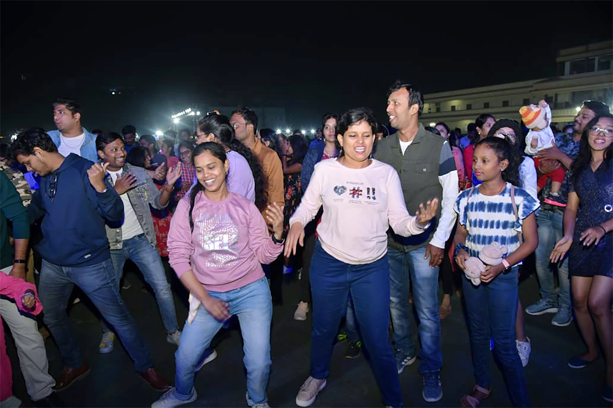 new_20year_20celebration_20in_20country_20club_20hyderabad-11.jpg 11
