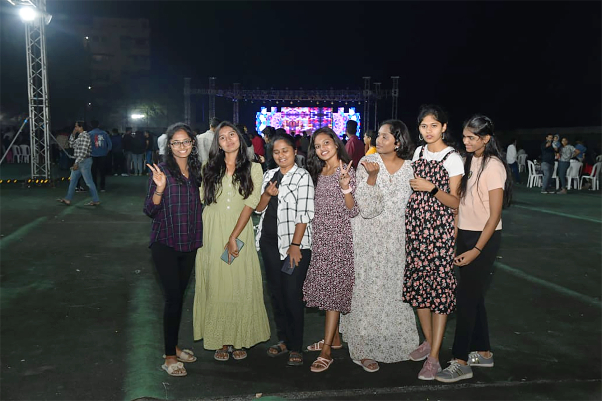 new_20year_20celebration_20in_20country_20club_20hyderabad-6.jpg 6