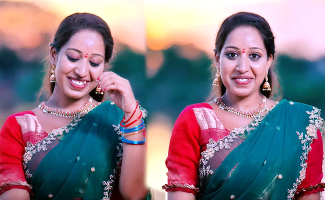 Folk-Songs-Dancer-Varshini.jpg