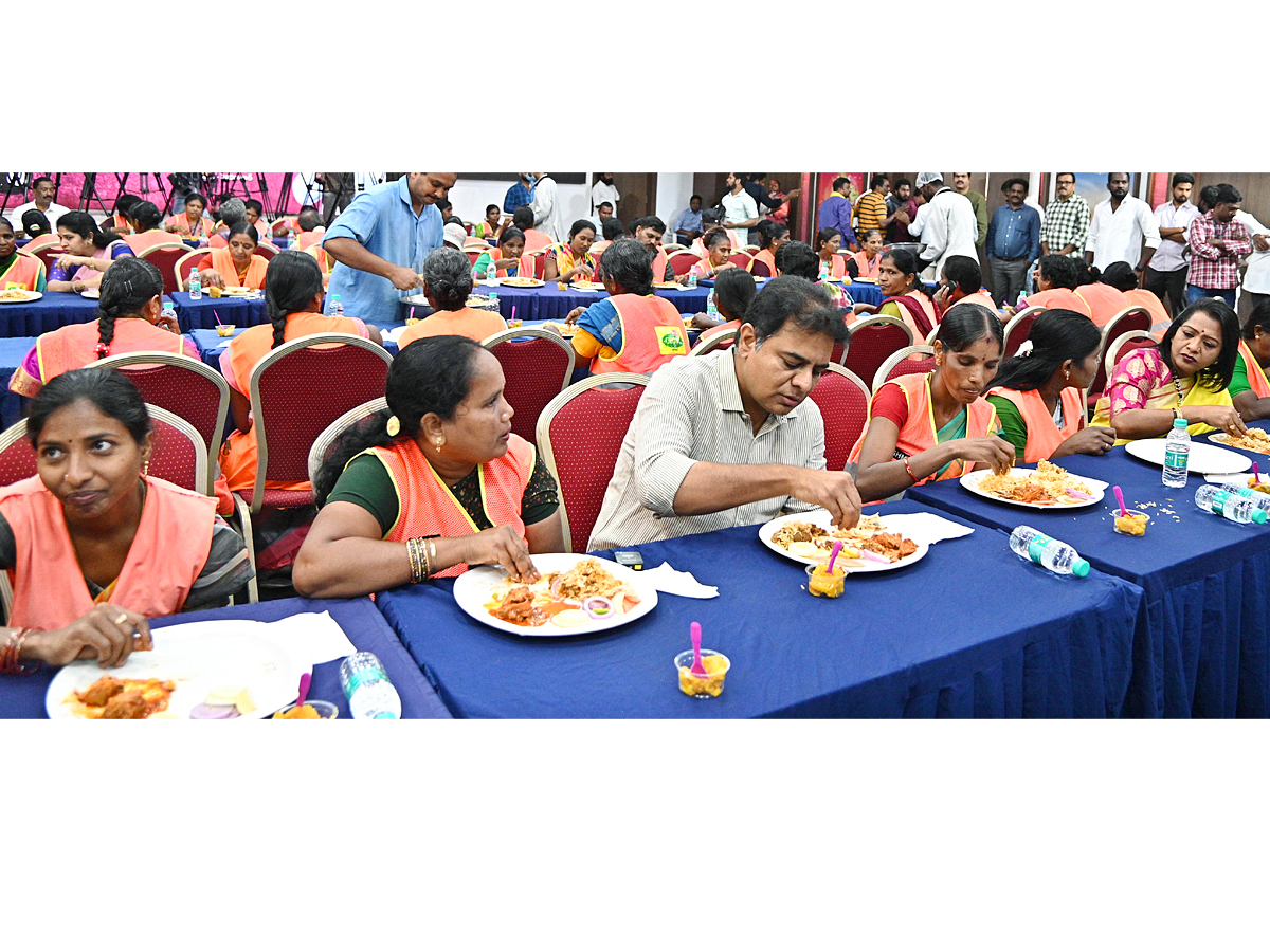 MLA_20KTR_20Lunch_20With_20GHMC_20Workers_20At_20Telangana_20Bhavan_20Hyderabad_20Photos_2.jpg 3