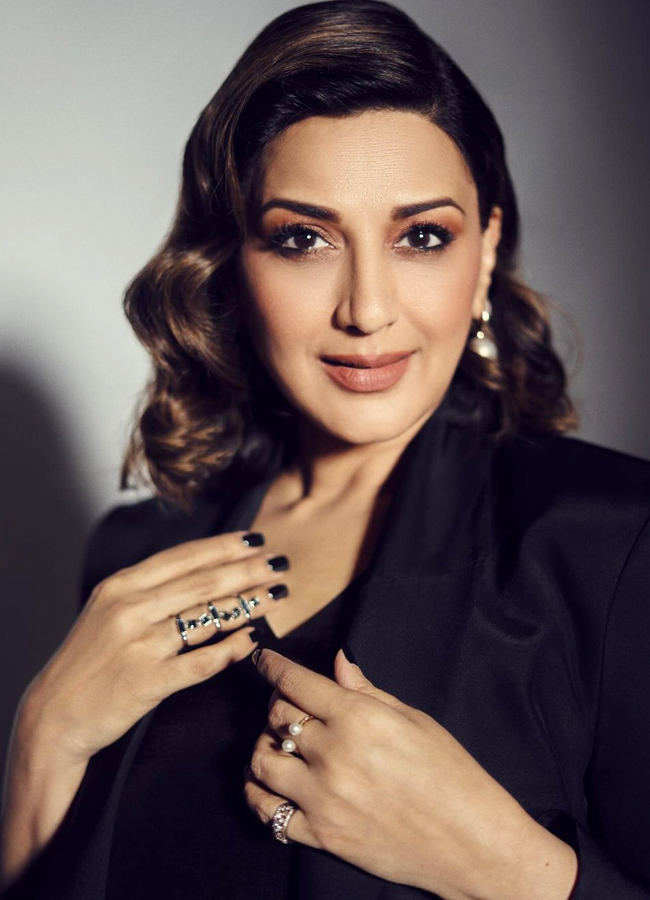Sonali-Bendre-12.jpg 15