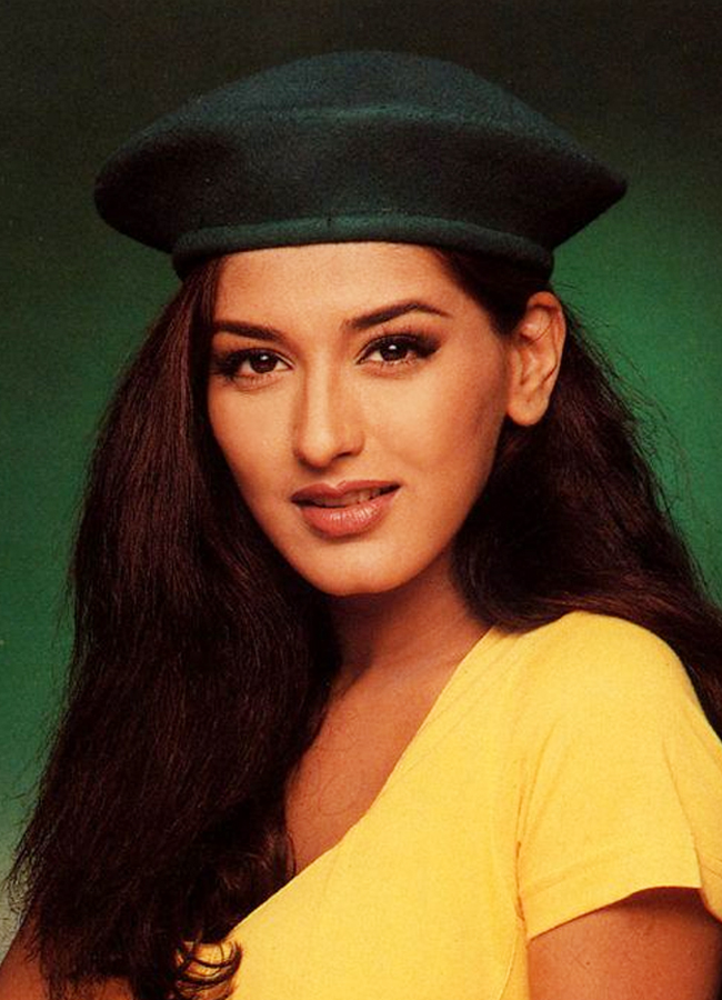 Sonali-Bendre-5.jpg 8
