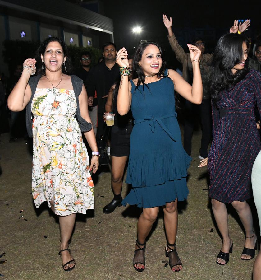 new_20year_20celebration_20in_20telugu_20states-12.jpg 12