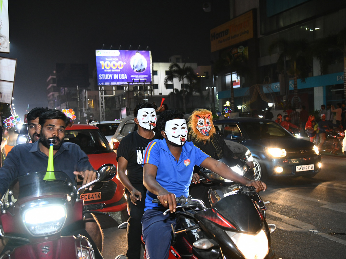 new_20year_20celebration_20in_20telugu_20states-16.jpg 16