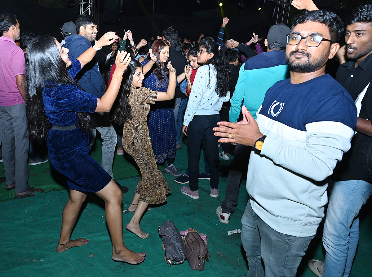 new_20year_20celebration_20in_20telugu_20states-18.jpg 18