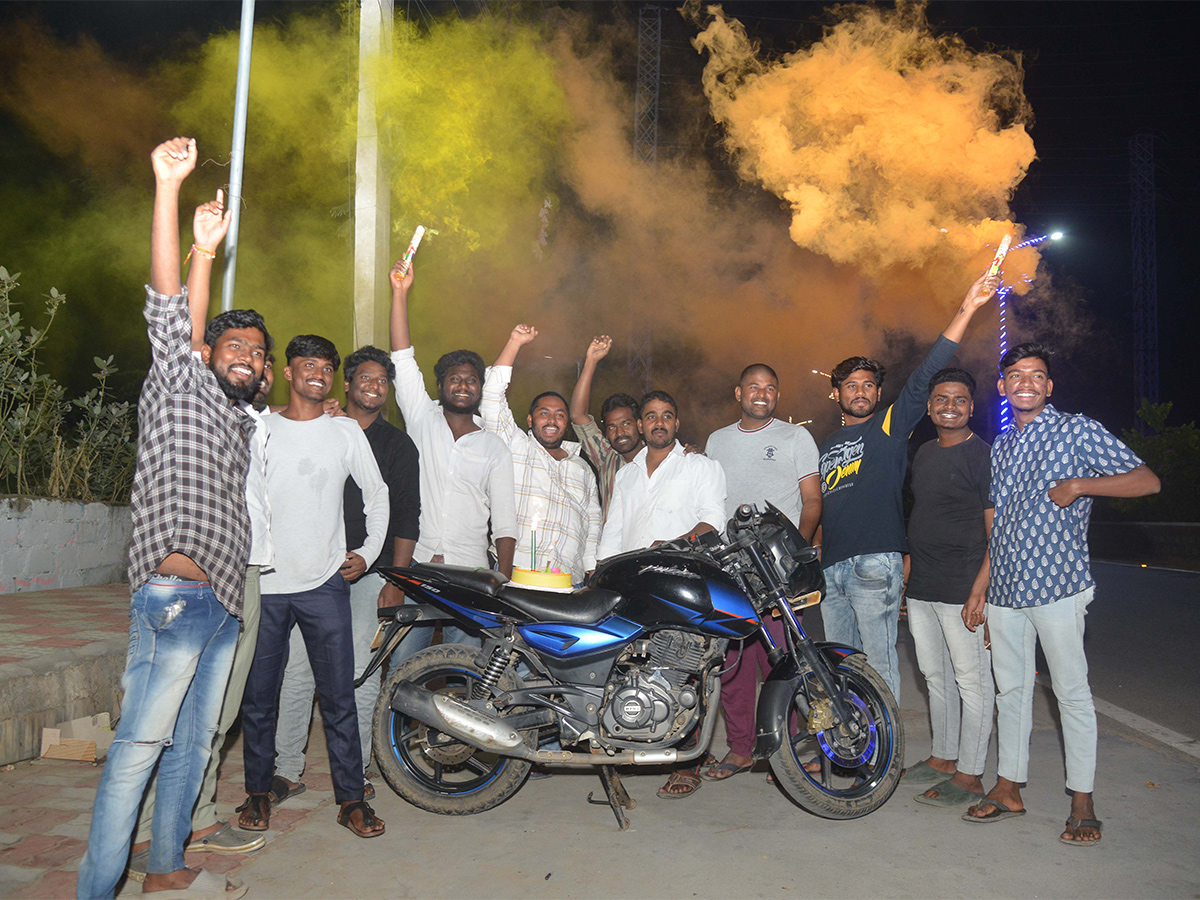 new_20year_20celebration_20in_20telugu_20states-21.jpg 21