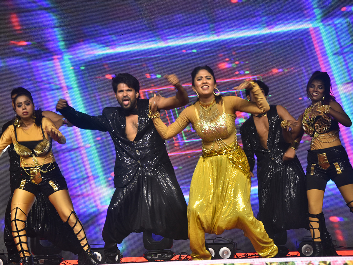 new_20year_20celebration_20in_20telugu_20states-23.jpg 23