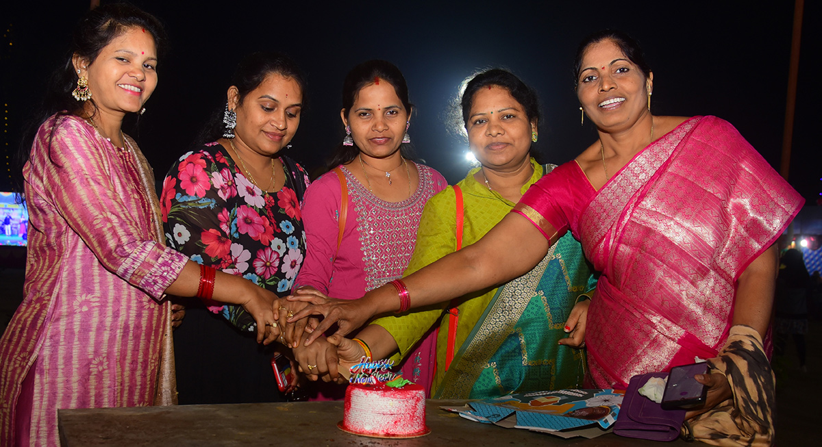 new_20year_20celebration_20in_20telugu_20states-35.jpg 35