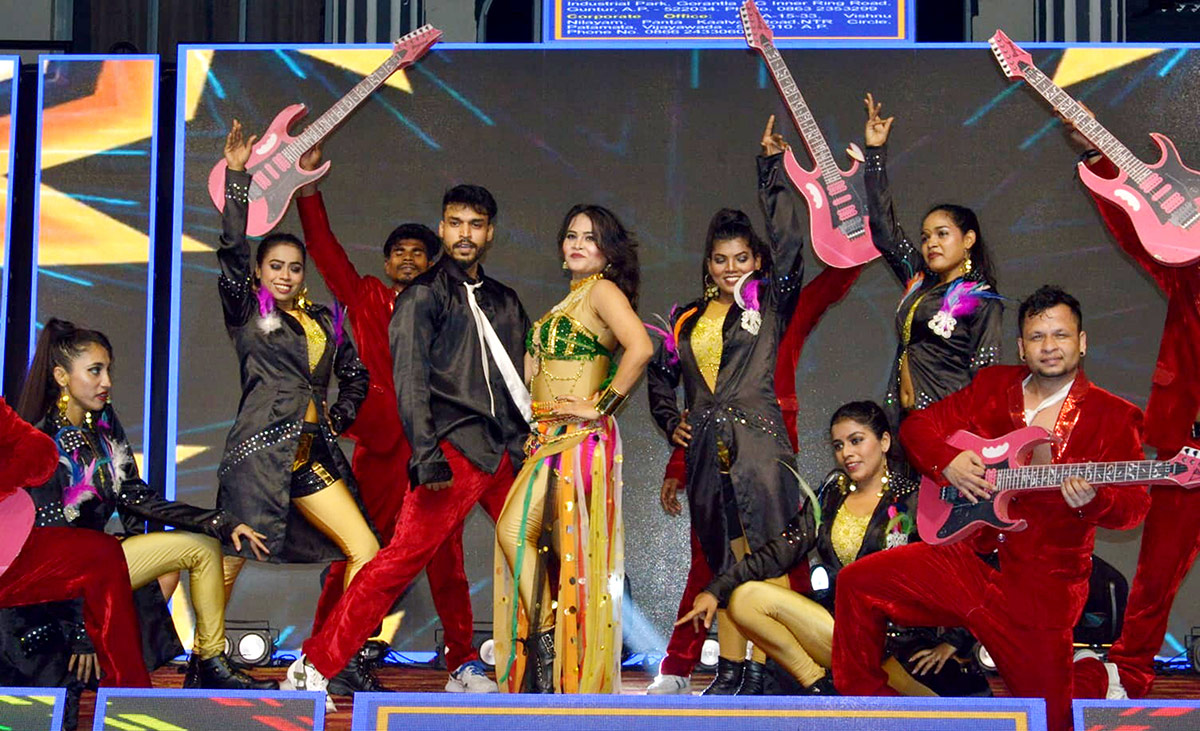 new_20year_20celebration_20in_20telugu_20states-9.jpg 9