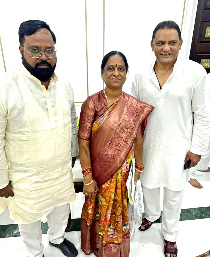 Azharuddin_20Meets_20Telangana_20CM_20Revanth_20Reddy_20And_20ministers-7.jpg 7