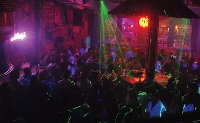 Cases-On-Pubs-For-Violating.jpg