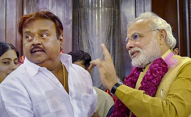 PM_Modi_Vijayakanth.jpg