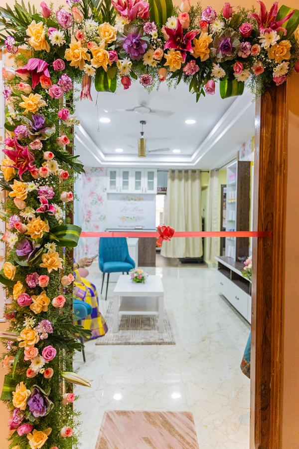 Singer_20Geetha_20Madhuri_20open_20store-5.jpg 5