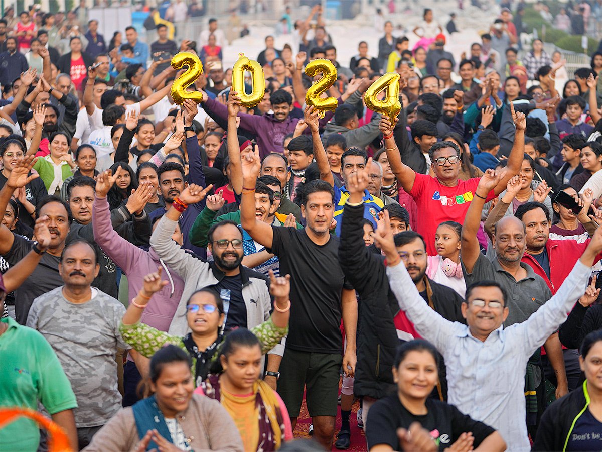 happy-new-year-202402-1704028342.jpg 2