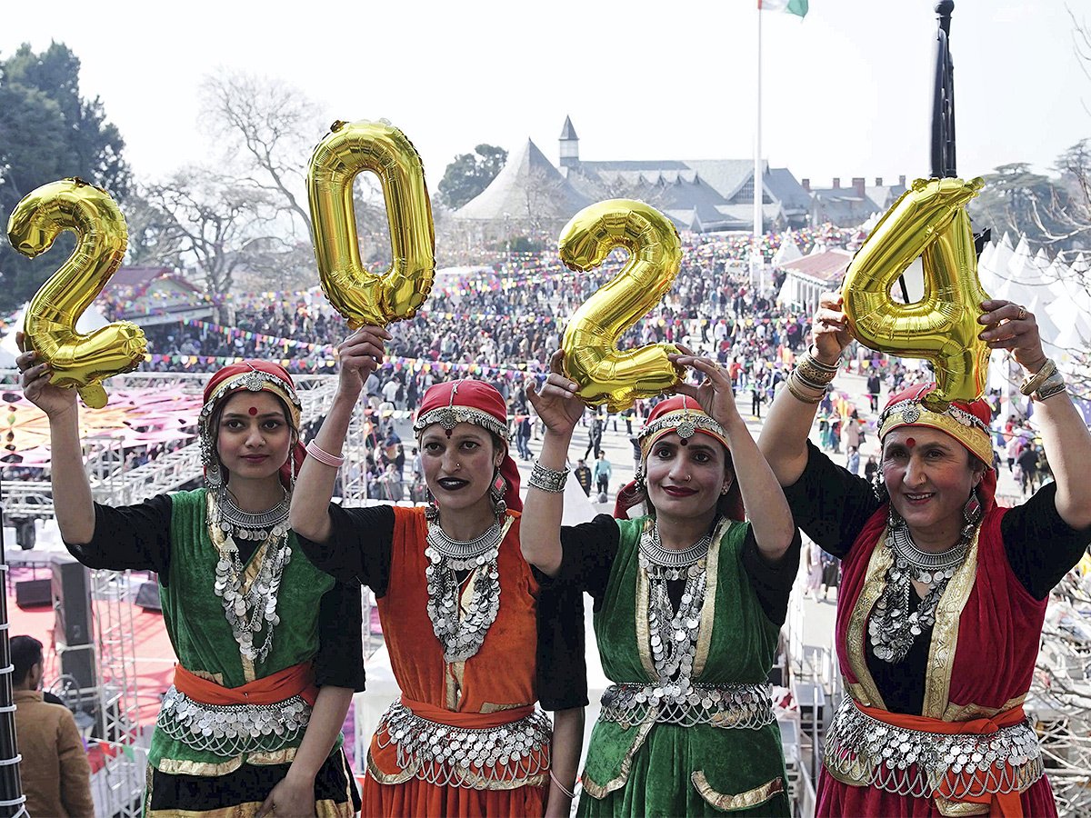happy-new-year-202410-1704028342.jpg 7