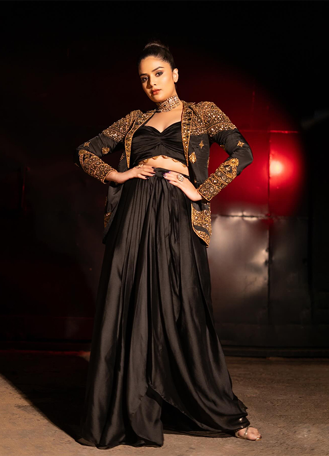 sreemukhi_20latest_20photos-11.jpg 11
