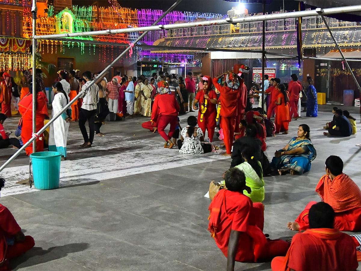 Kanaka_20Durga_20Temple_20at_20Vijayawada_20Photos-10.jpg 10