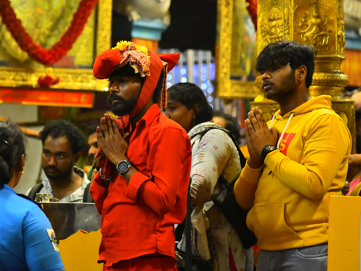 Kanaka_20Durga_20Temple_20at_20Vijayawada_20Photos-19.jpg 18