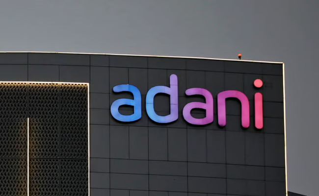 adani01.jpg