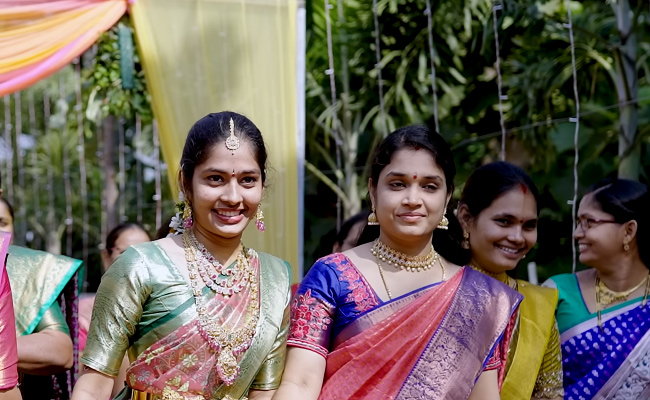 Pulsar_20Bike_20Ramana_20Engagement_20Celebrations_20Photos_2.jpg 3