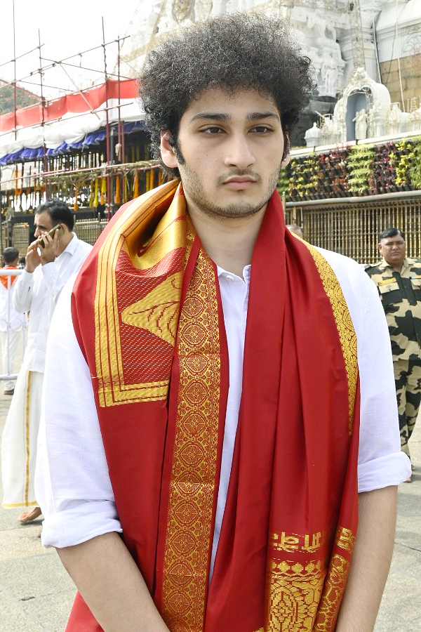 SuperStar_20Krishna_20Grand_20Son_20Jaya_20Krishna_20Visited_20Tirumala_20Temple_20Photos_4.jpg 5