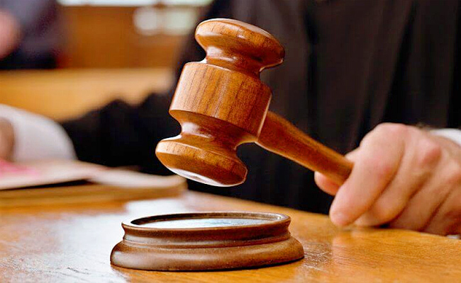 courtjudge.jpg