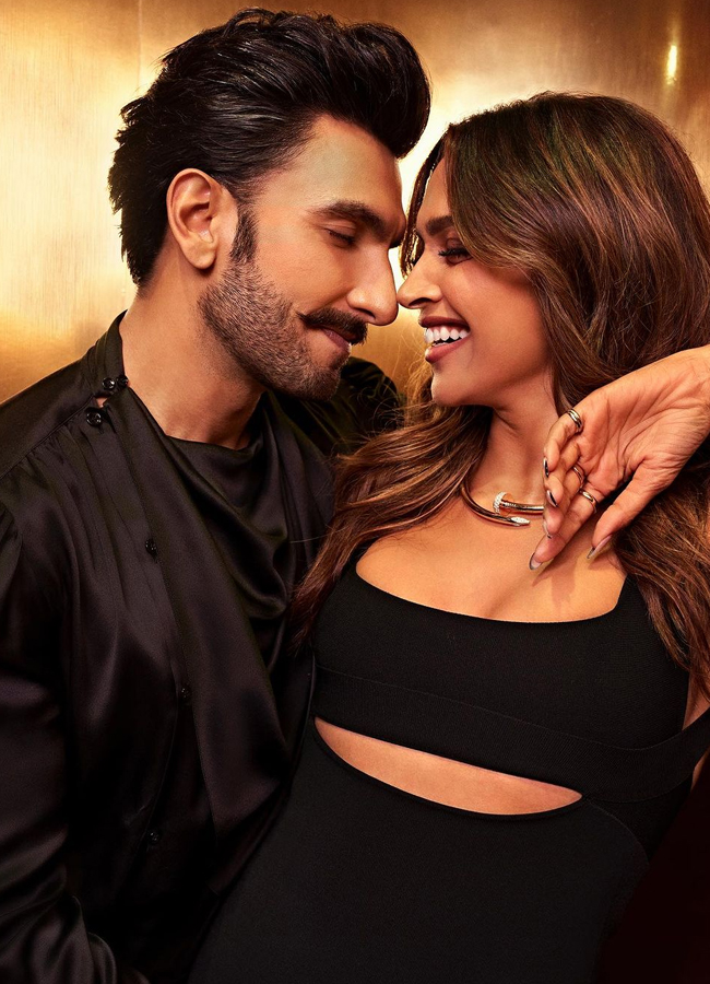 29.Deepika-Padukone.jpg 34