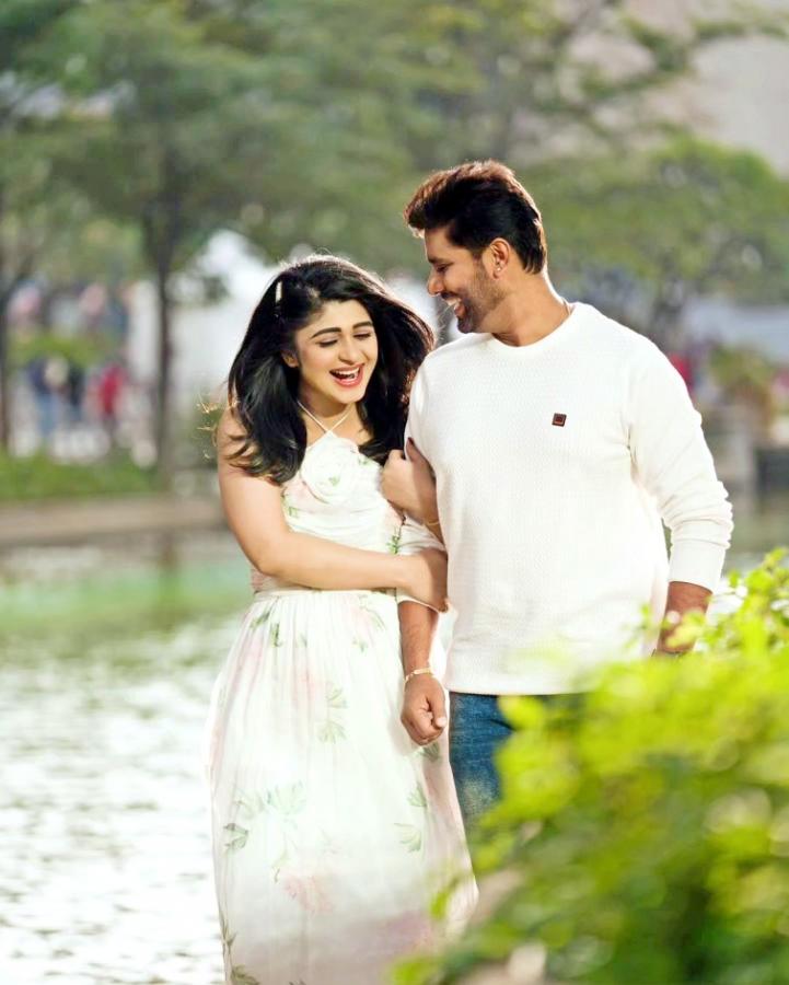 AditiPrabhudeva-04_0.jpg 4