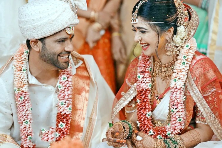 AditiPrabhudeva-13_0.jpg 13