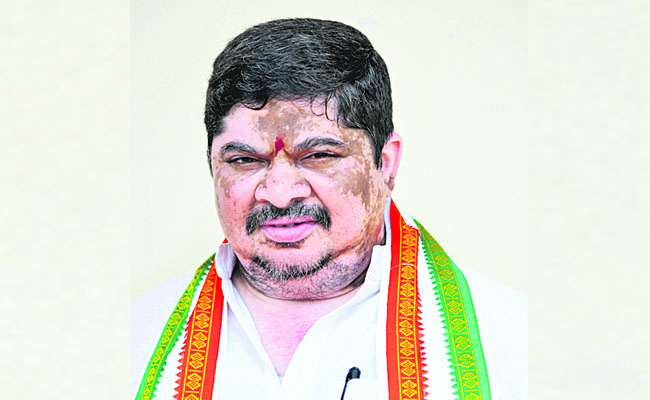 PONNAM_20PRABHAKAR_202.jpg