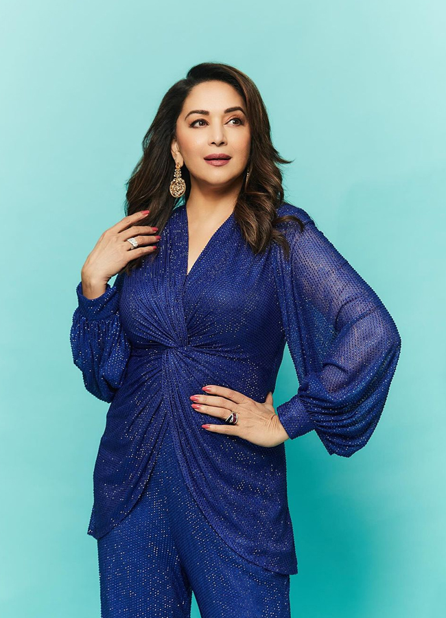 Madhuri-Dixit-12.jpg 13