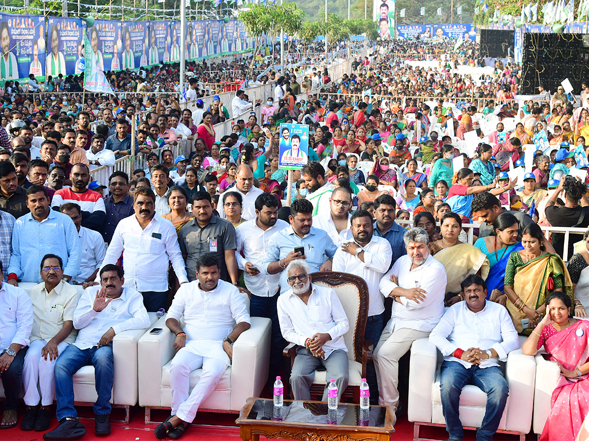 ysrcp_20samajika_20sadhikara_20yatra_20photos-6.jpg 6