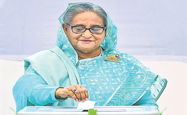 HASEENA.jpg