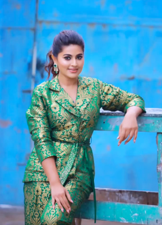 Sneha-16.jpg 17