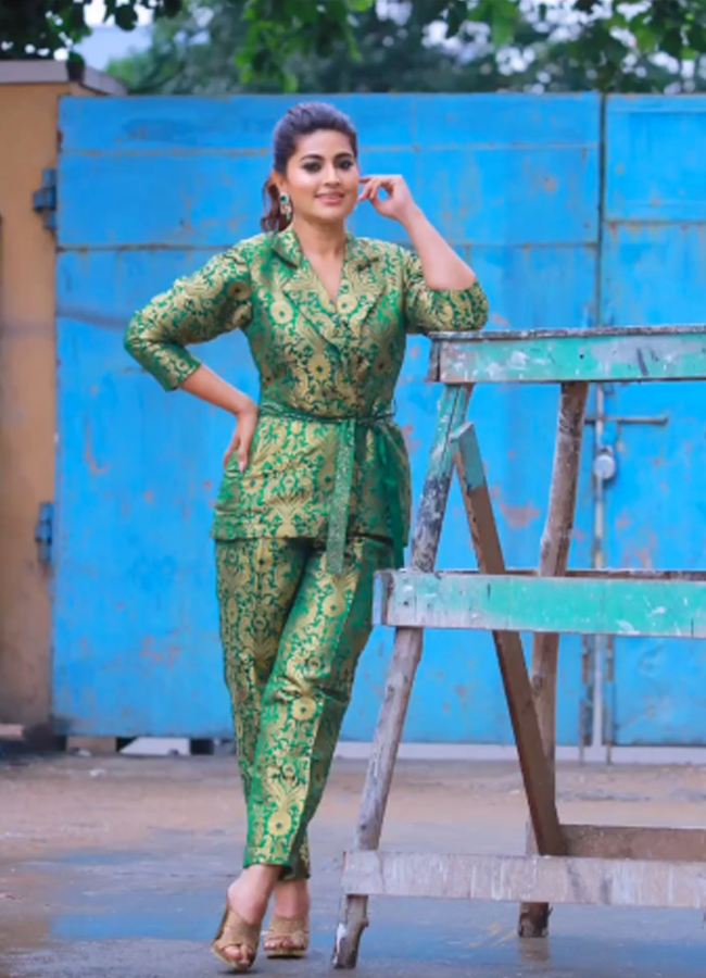 Sneha-17.jpg 18
