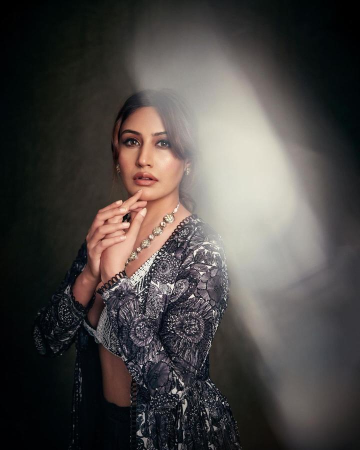Surbhi-Chandna-latest-pics.jpg 7