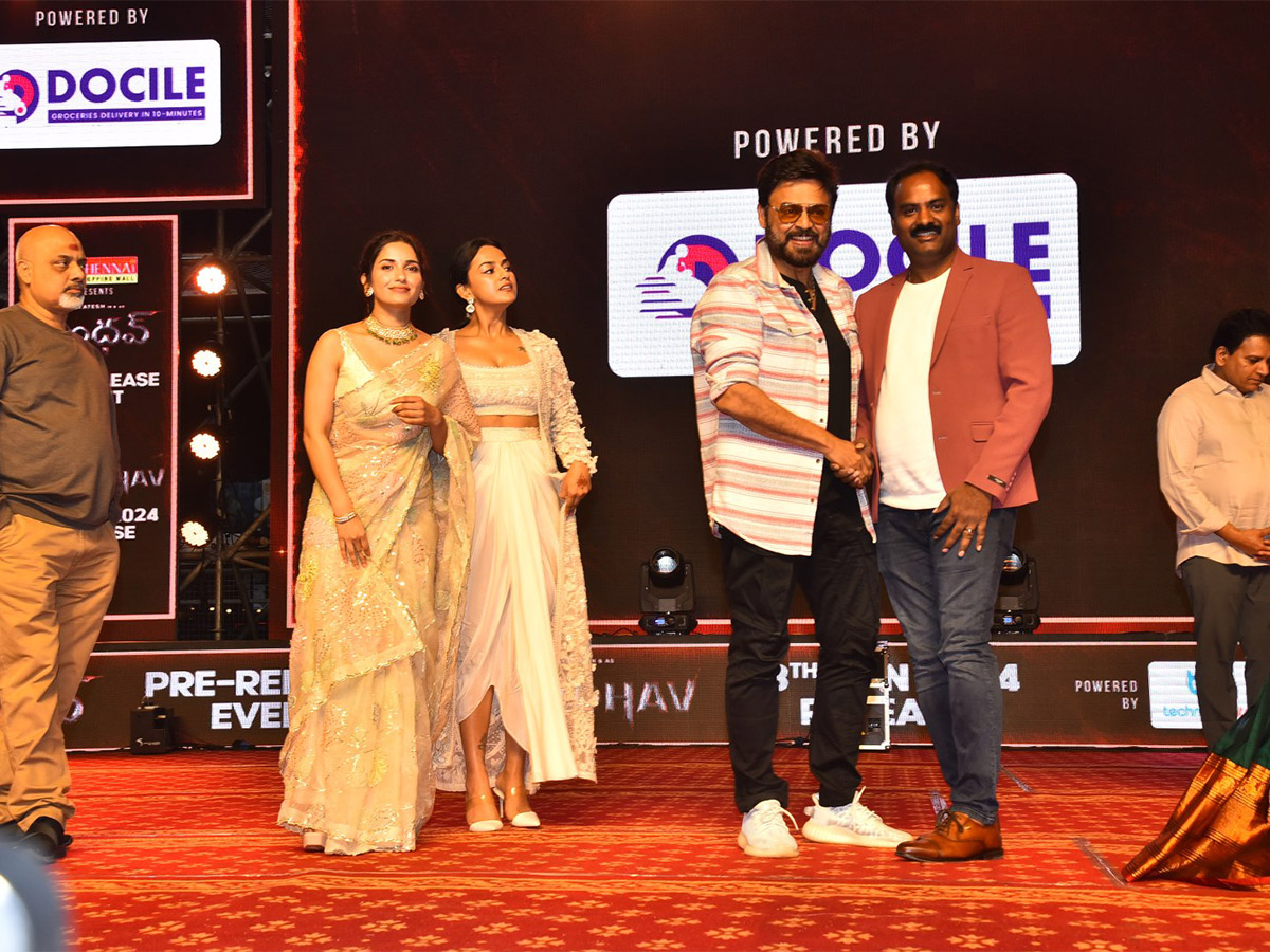 Venkatesh_20Daggubati_20SAINDHAV_20Pre-Release_20Event_20Photos-16.jpg 16