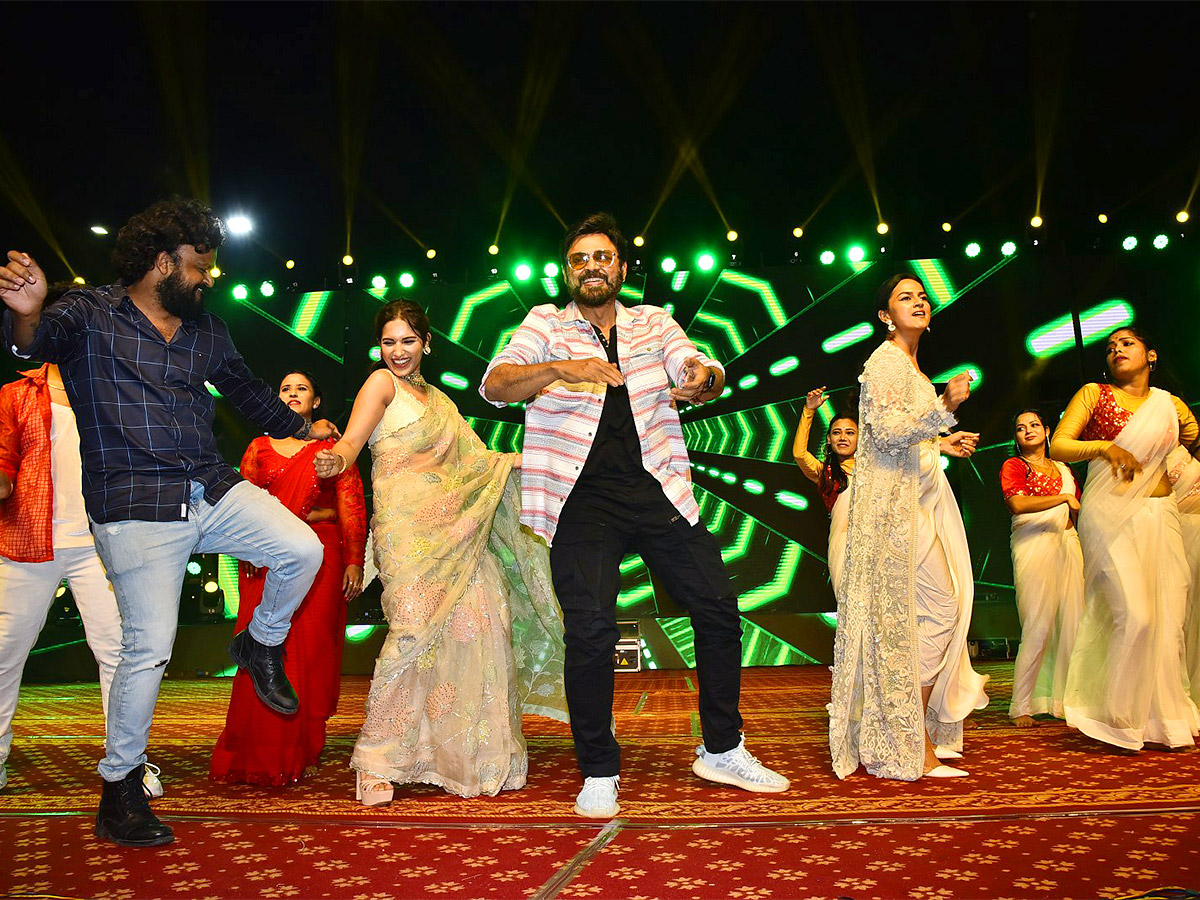 Venkatesh_20Daggubati_20SAINDHAV_20Pre-Release_20Event_20Photos-21.jpg 21
