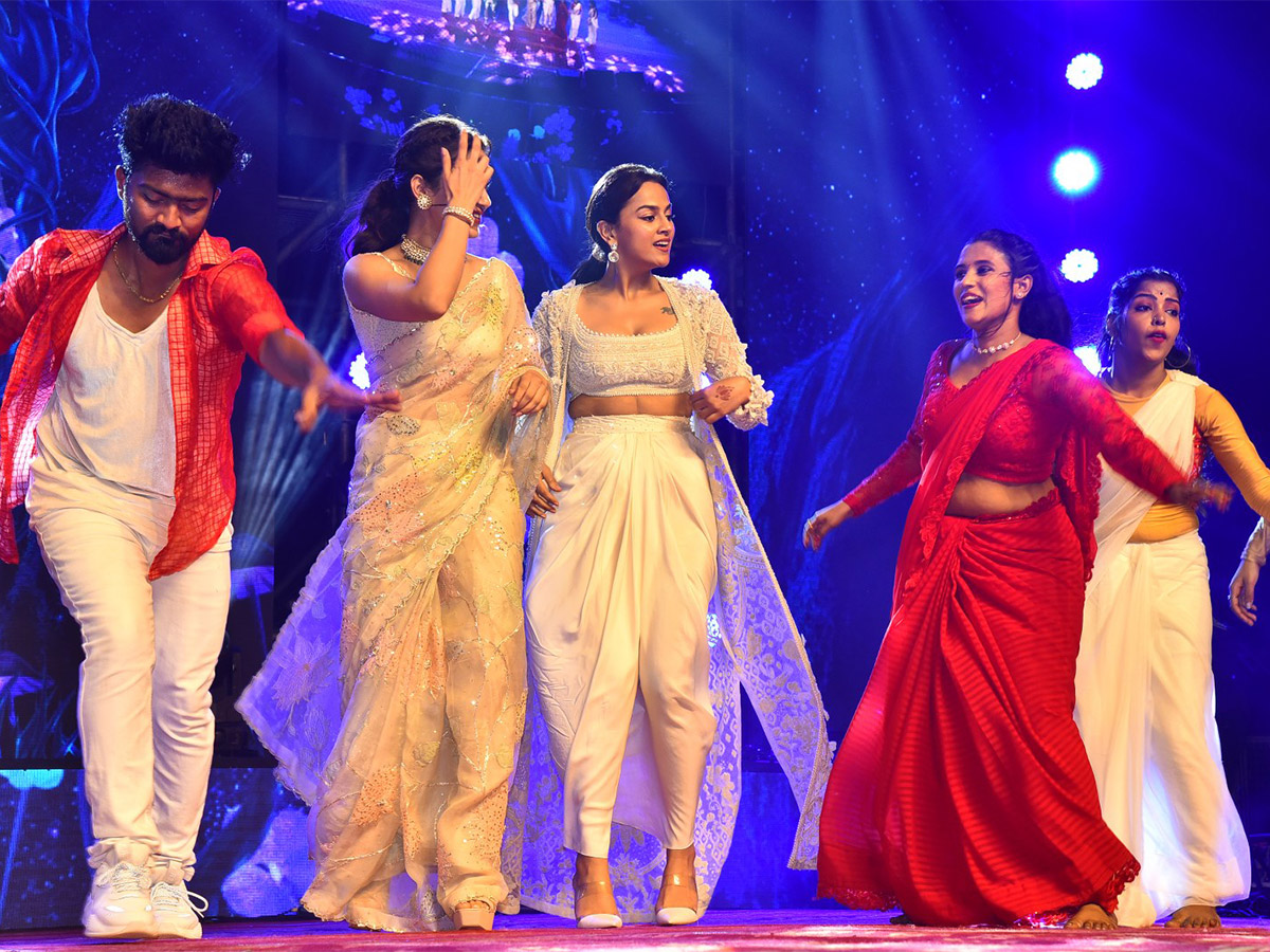 Venkatesh_20Daggubati_20SAINDHAV_20Pre-Release_20Event_20Photos-32.jpg 31