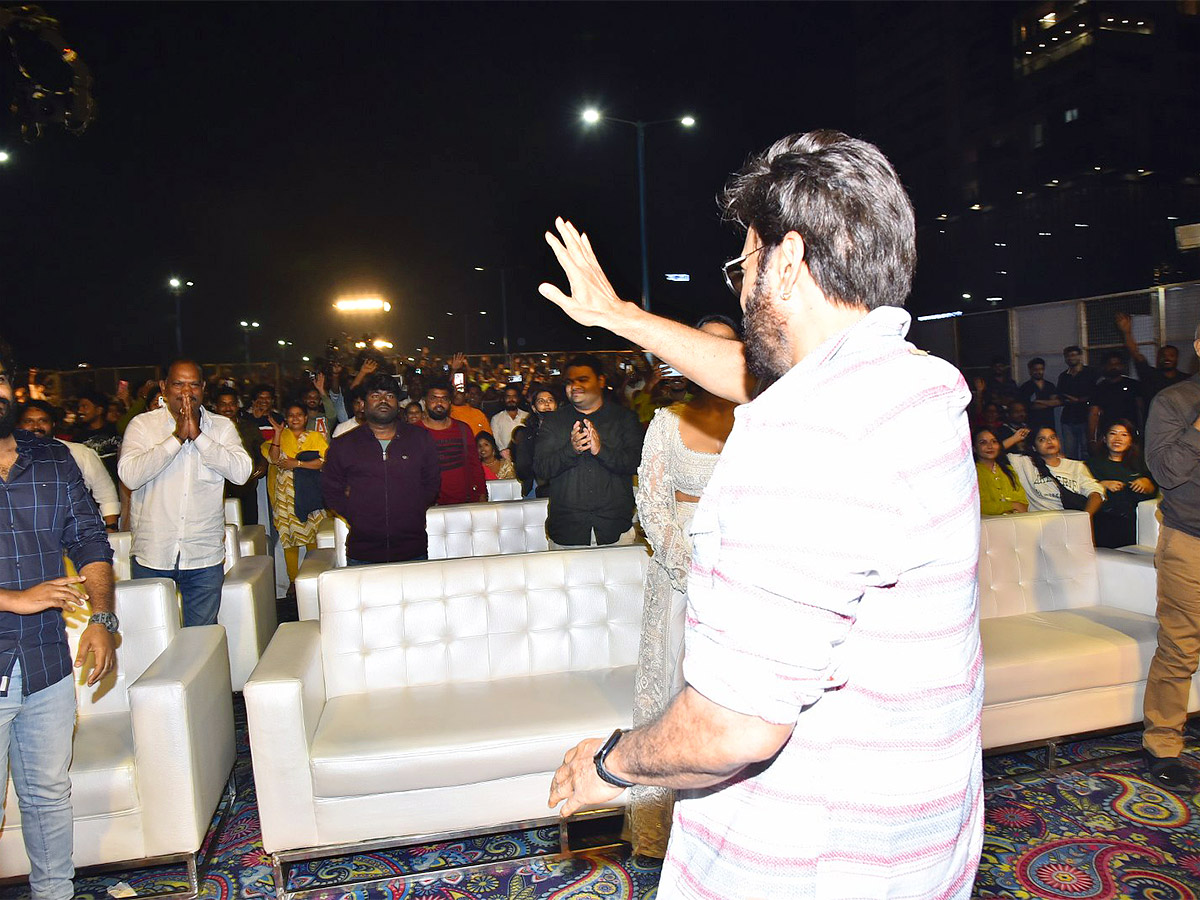 Venkatesh_20Daggubati_20SAINDHAV_20Pre-Release_20Event_20Photos-38.jpg 36