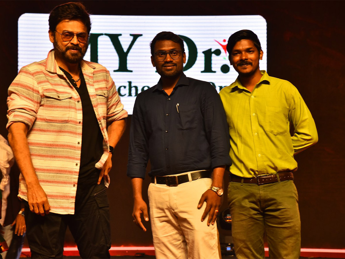 Venkatesh_20Daggubati_20SAINDHAV_20Pre-Release_20Event_20Photos-43.jpg 40