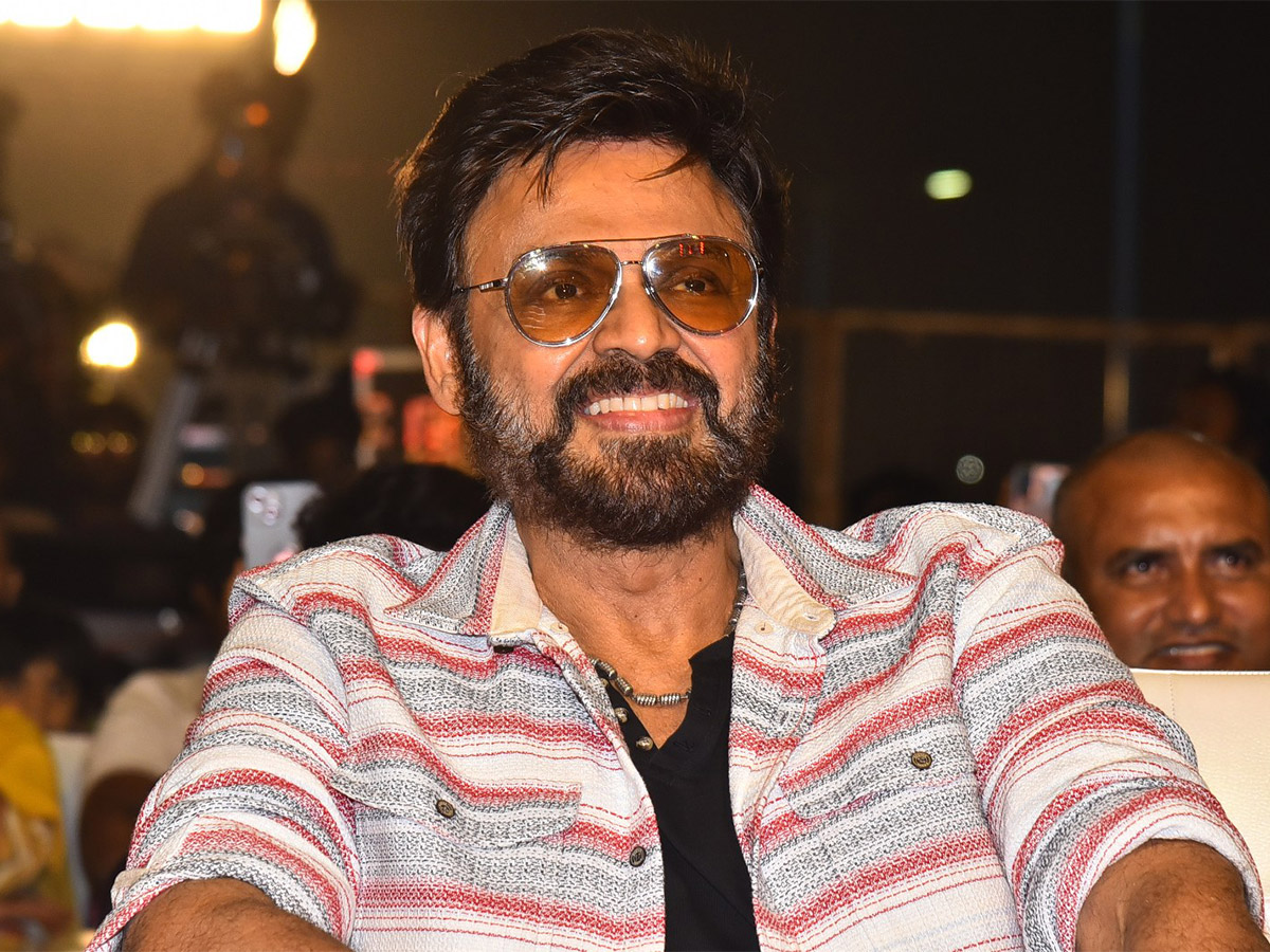 Venkatesh_20Daggubati_20SAINDHAV_20Pre-Release_20Event_20Photos-60.jpg 47