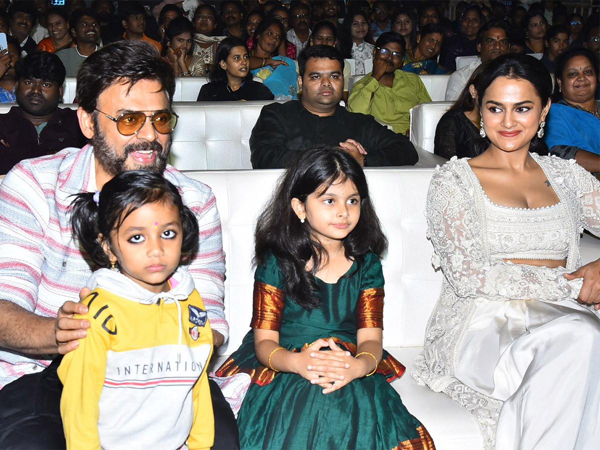 Venkatesh_20Daggubati_20SAINDHAV_20Pre-Release_20Event_20Photos-7.jpg 7
