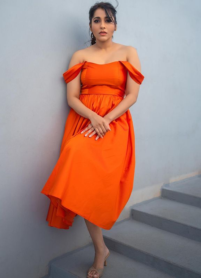 reshmi-wow-look.jpg 6