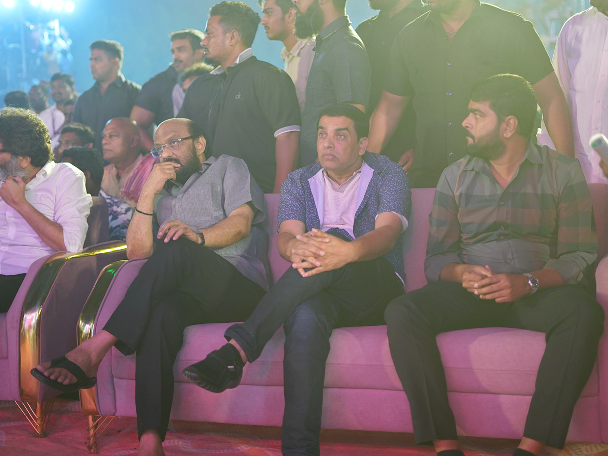 Guntur_20Kaaram_20Pre_20Release_20Event_20Photos_5.jpg 6