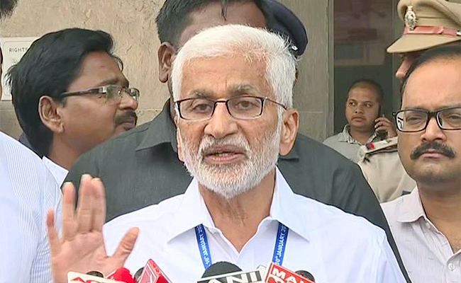 Mp-Vijayasai-Reddy-Team-Meet-To-Cec.jpg